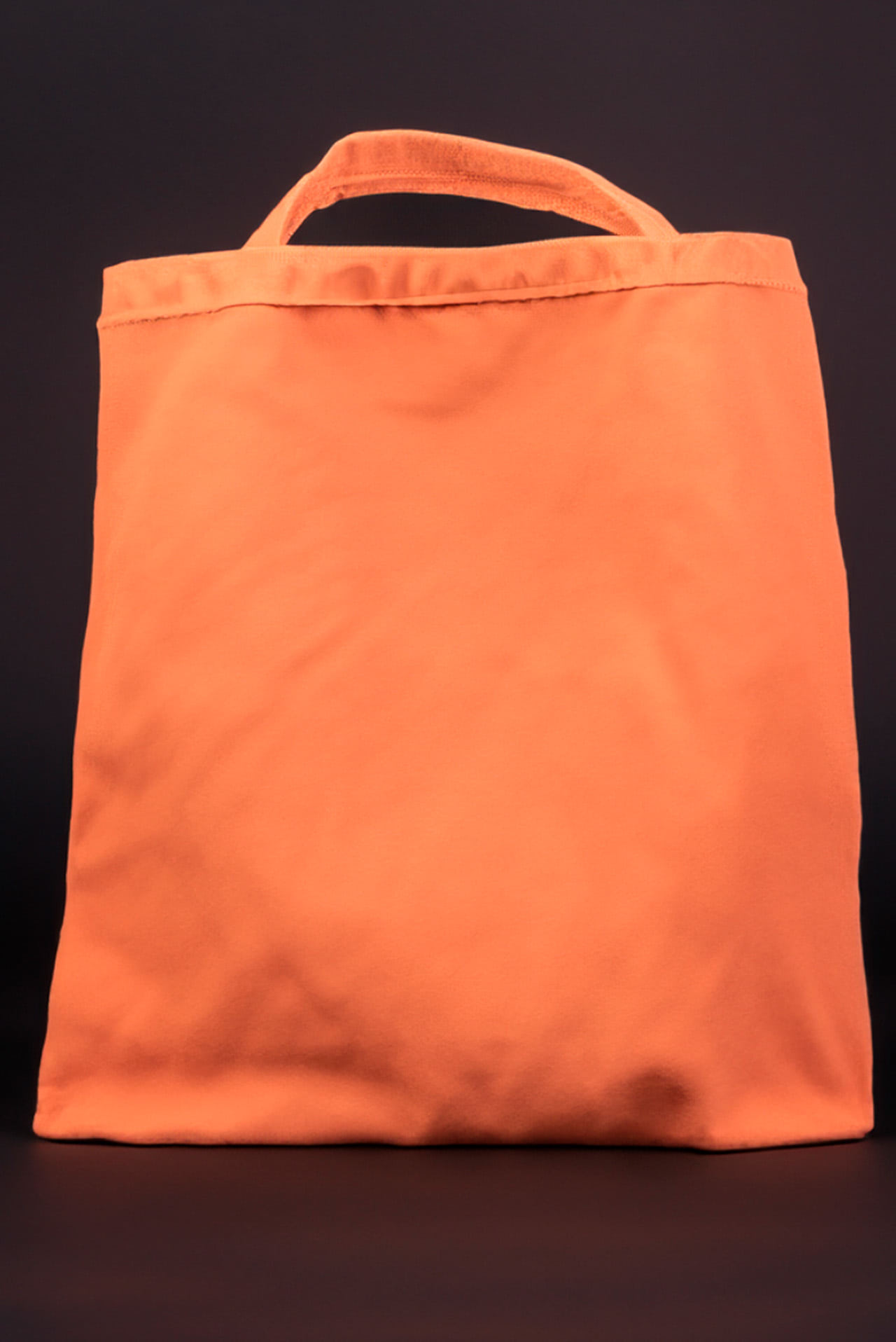 Konya ve çevresine hizmet veren KLEANTEKS'in baskılı ve baskısız bez çanta üretimi. Çevre dostu ve kaliteli malzeme kullanımı.